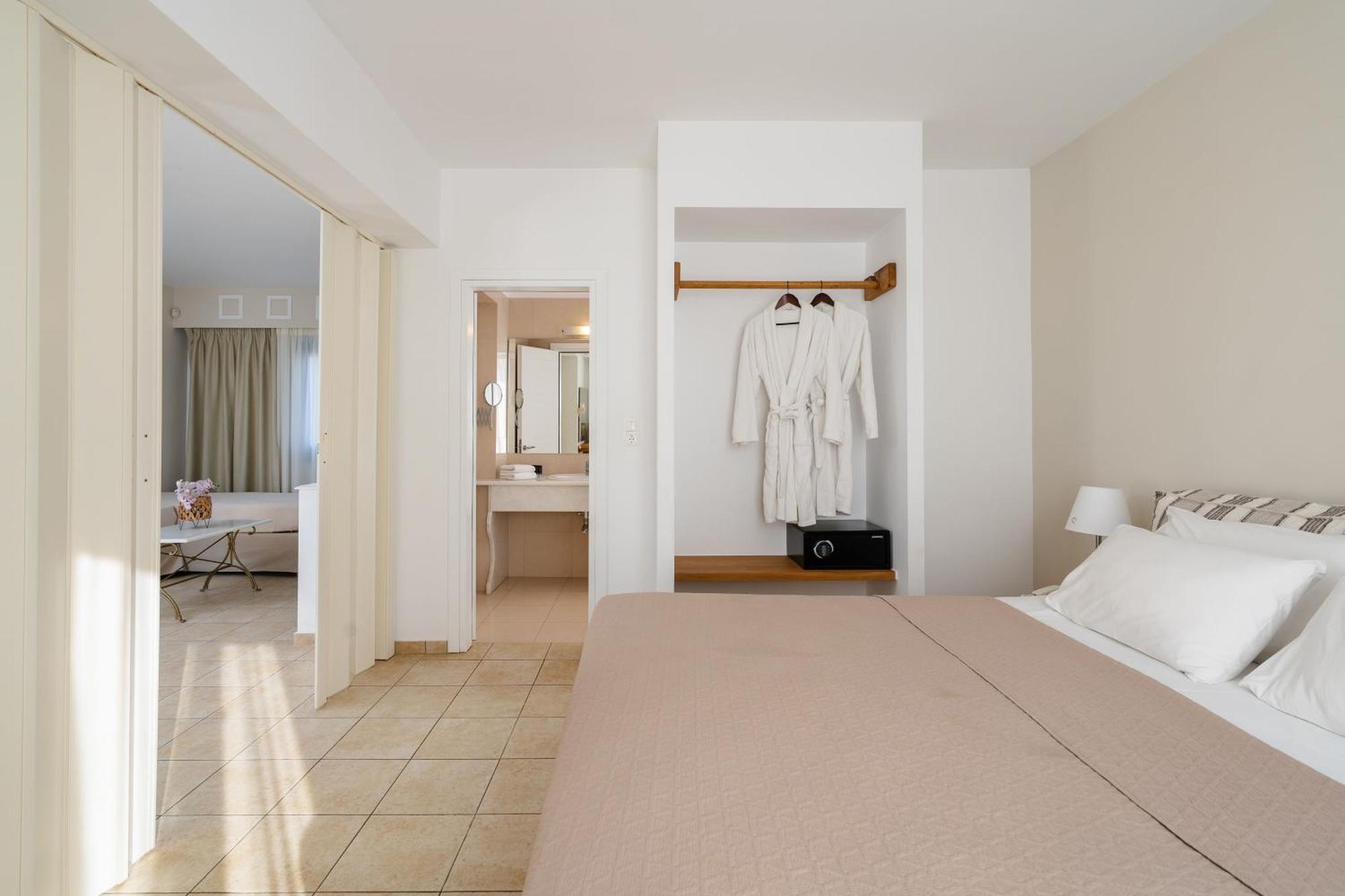 Mitos Suites Agios Prokopios  Exterior photo